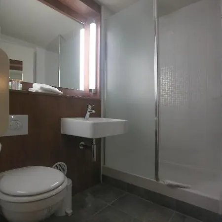 Ξενοδοχείο Campanile 3*