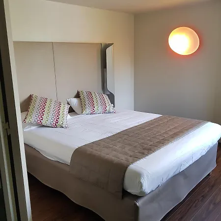 Campanile Hotell 3*